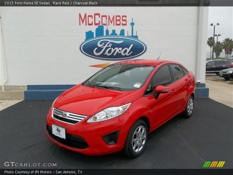 Race Red / Charcoal Black 2013 Ford Fiesta SE Sedan