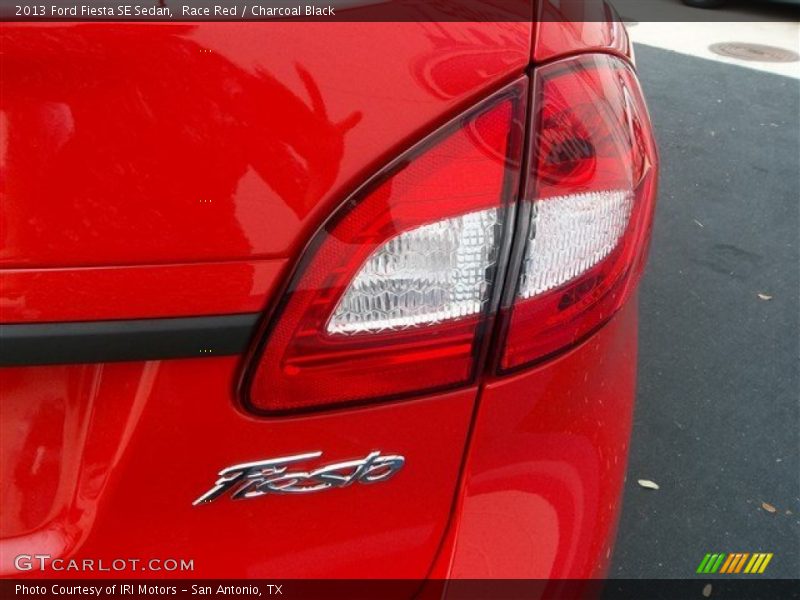 Race Red / Charcoal Black 2013 Ford Fiesta SE Sedan