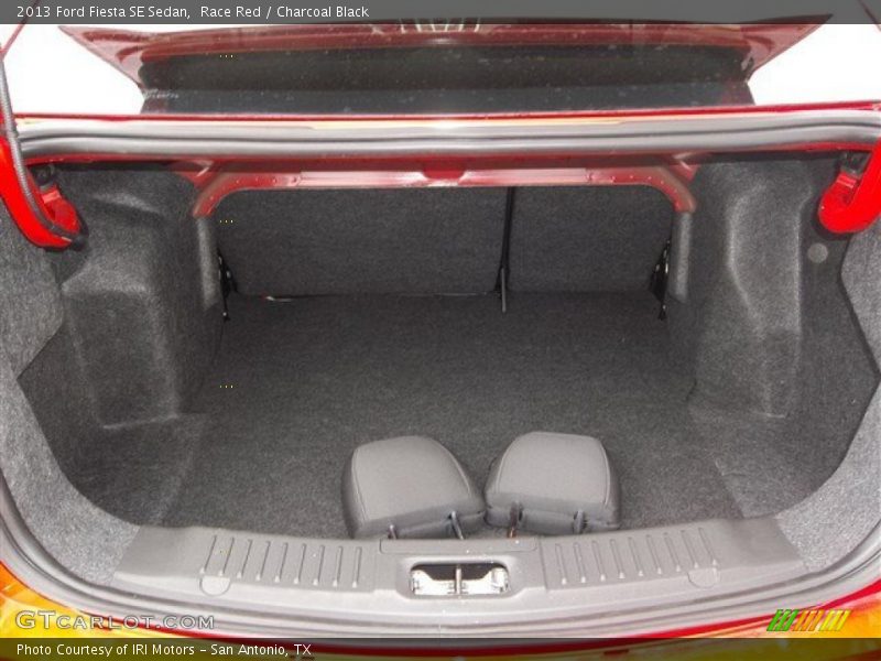 Race Red / Charcoal Black 2013 Ford Fiesta SE Sedan