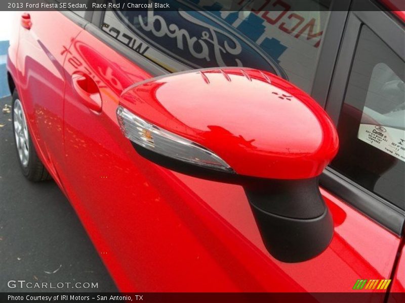 Race Red / Charcoal Black 2013 Ford Fiesta SE Sedan
