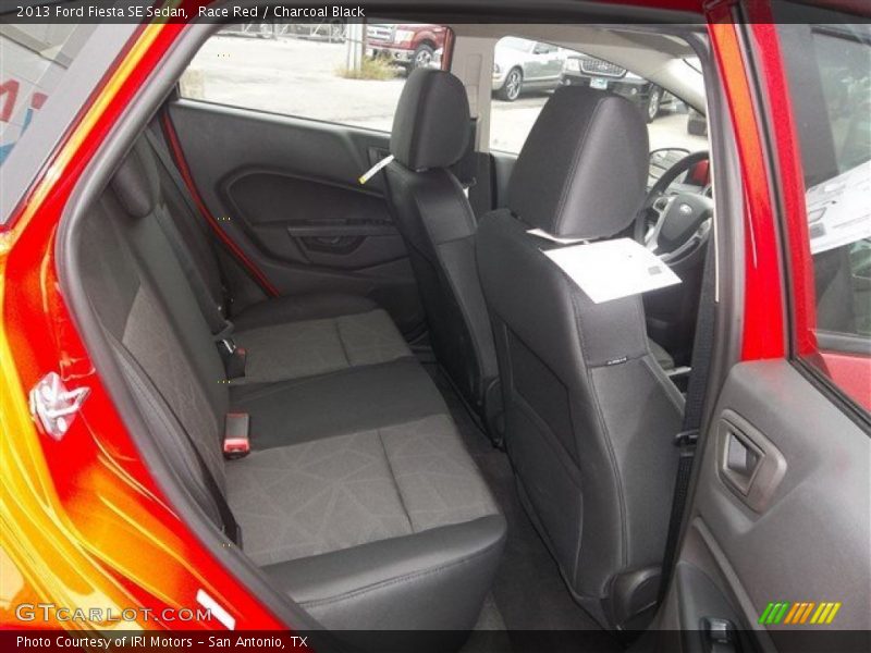 Race Red / Charcoal Black 2013 Ford Fiesta SE Sedan