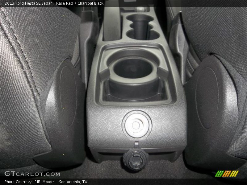 Race Red / Charcoal Black 2013 Ford Fiesta SE Sedan