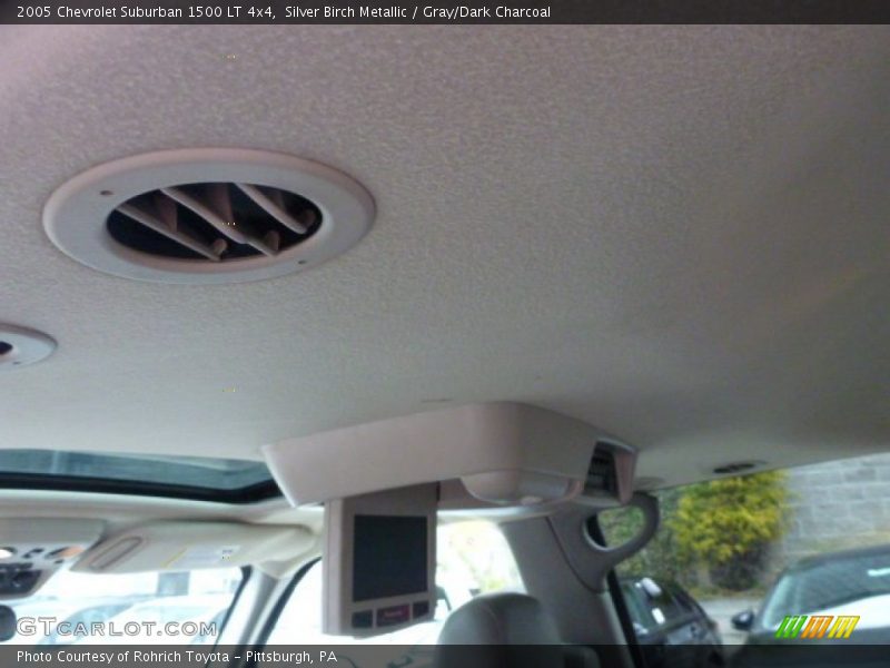 Silver Birch Metallic / Gray/Dark Charcoal 2005 Chevrolet Suburban 1500 LT 4x4