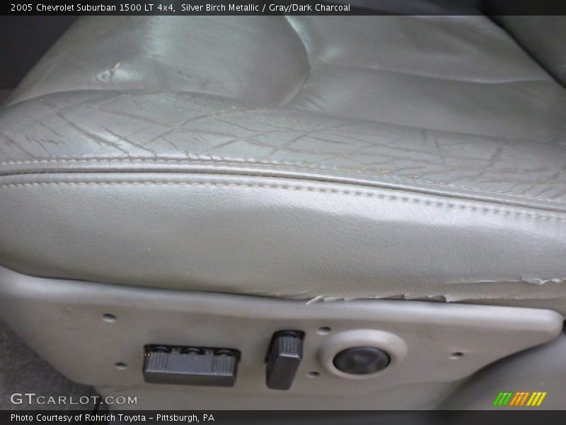 Silver Birch Metallic / Gray/Dark Charcoal 2005 Chevrolet Suburban 1500 LT 4x4