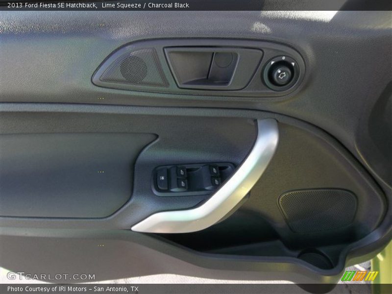 Lime Squeeze / Charcoal Black 2013 Ford Fiesta SE Hatchback
