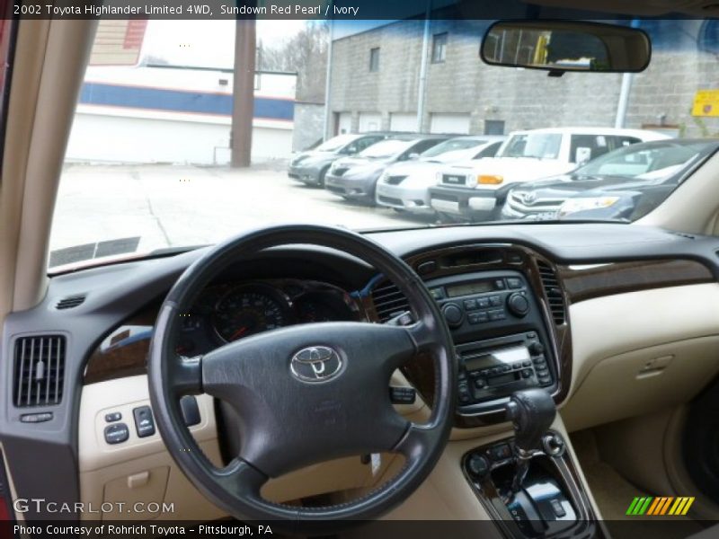 Sundown Red Pearl / Ivory 2002 Toyota Highlander Limited 4WD
