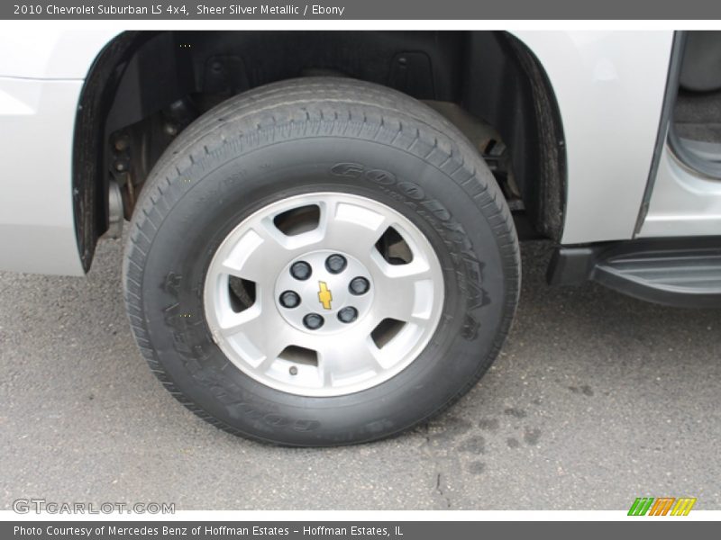 Sheer Silver Metallic / Ebony 2010 Chevrolet Suburban LS 4x4