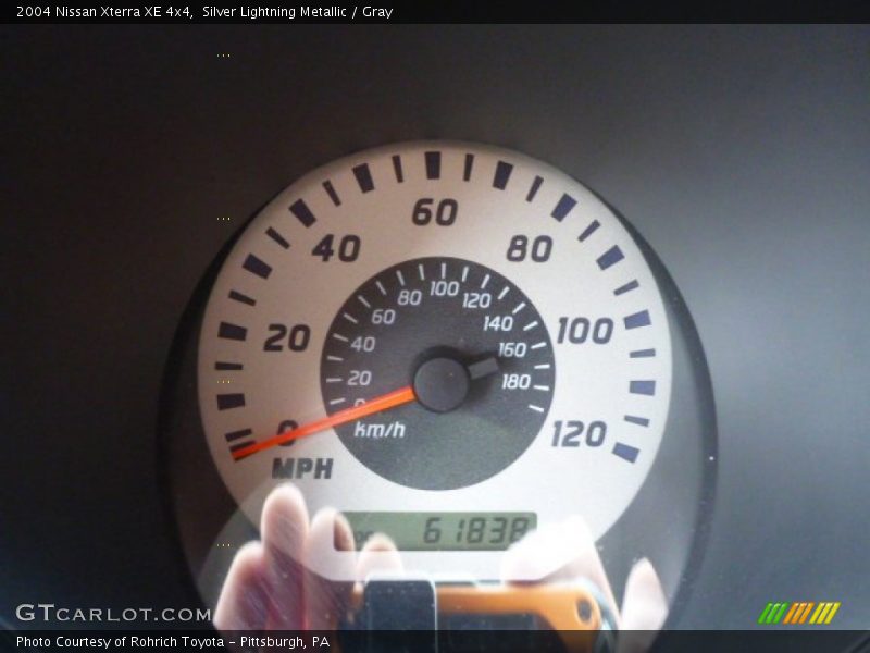 Silver Lightning Metallic / Gray 2004 Nissan Xterra XE 4x4