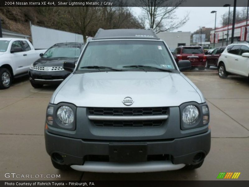 Silver Lightning Metallic / Gray 2004 Nissan Xterra XE 4x4