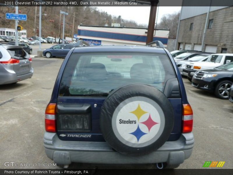Dark Blue Metallic / Medium Gray 2001 Chevrolet Tracker ZR2 Hardtop 4WD