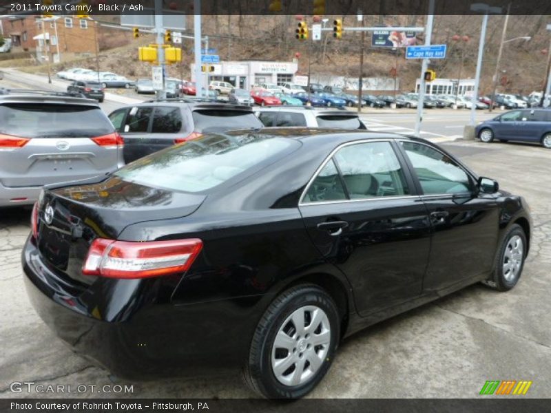 Black / Ash 2011 Toyota Camry