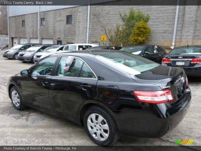 Black / Ash 2011 Toyota Camry