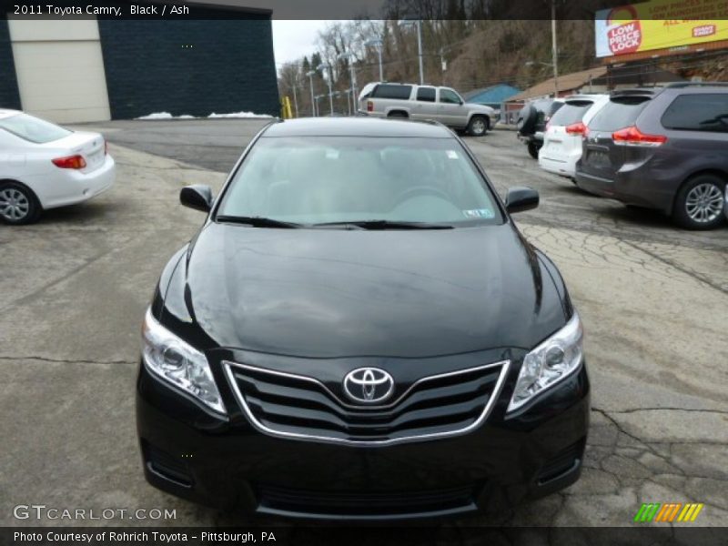 Black / Ash 2011 Toyota Camry