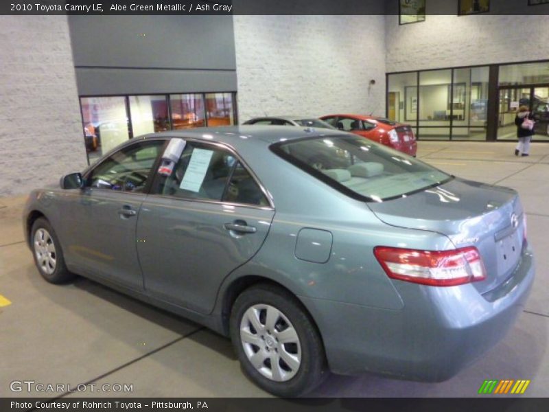 Aloe Green Metallic / Ash Gray 2010 Toyota Camry LE