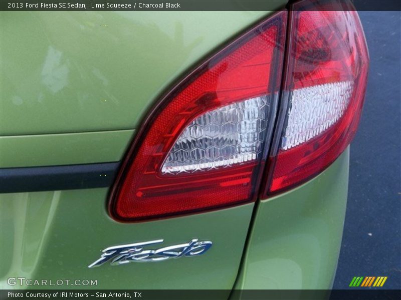 Lime Squeeze / Charcoal Black 2013 Ford Fiesta SE Sedan