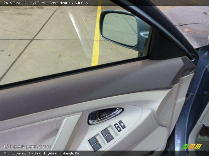 Aloe Green Metallic / Ash Gray 2010 Toyota Camry LE