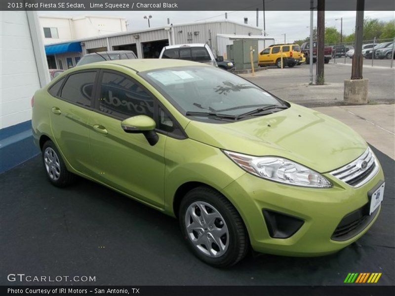 Lime Squeeze / Charcoal Black 2013 Ford Fiesta SE Sedan