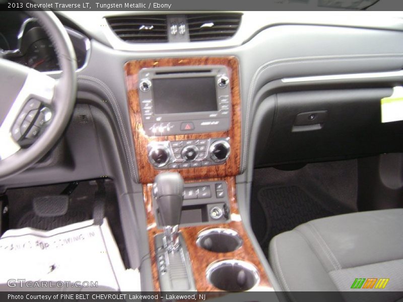 Tungsten Metallic / Ebony 2013 Chevrolet Traverse LT