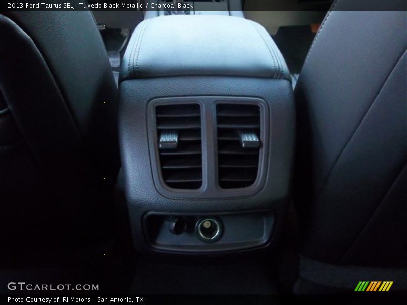 Tuxedo Black Metallic / Charcoal Black 2013 Ford Taurus SEL