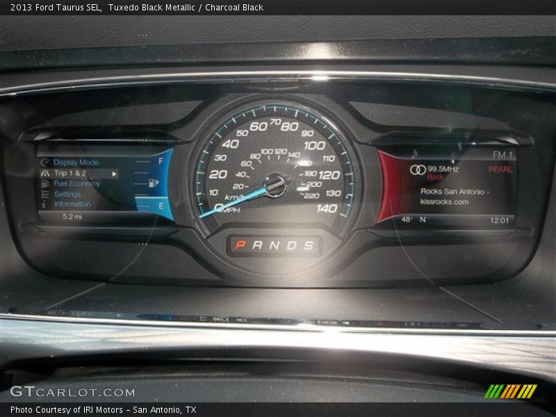 Tuxedo Black Metallic / Charcoal Black 2013 Ford Taurus SEL