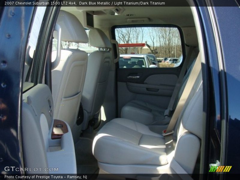 Dark Blue Metallic / Light Titanium/Dark Titanium 2007 Chevrolet Suburban 1500 LTZ 4x4