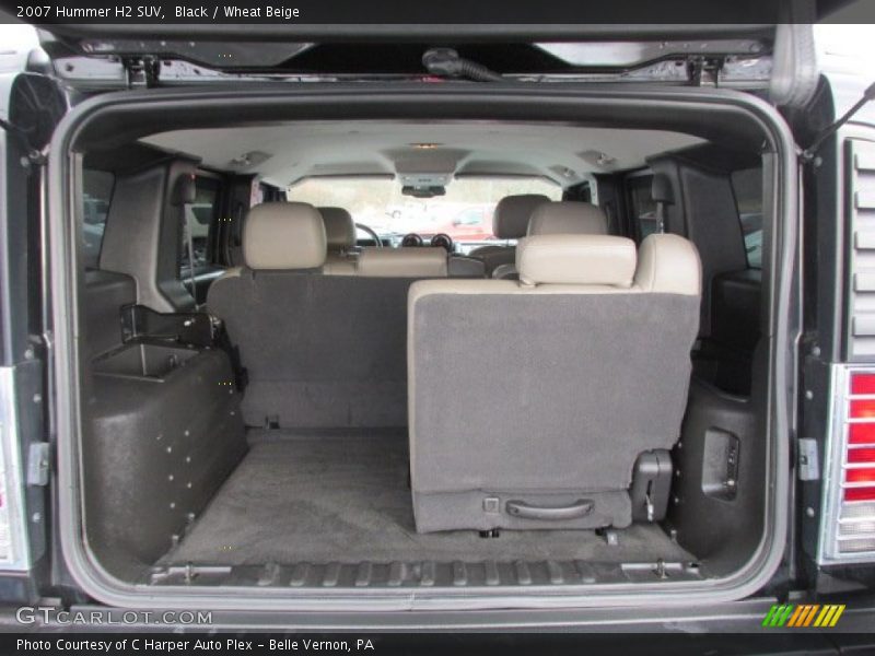  2007 H2 SUV Trunk