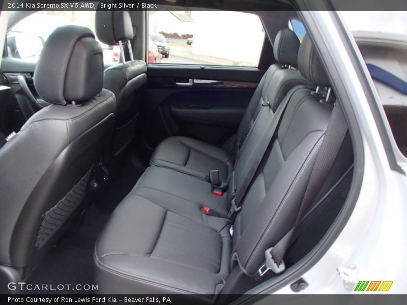 Rear Seat of 2014 Sorento SX V6 AWD