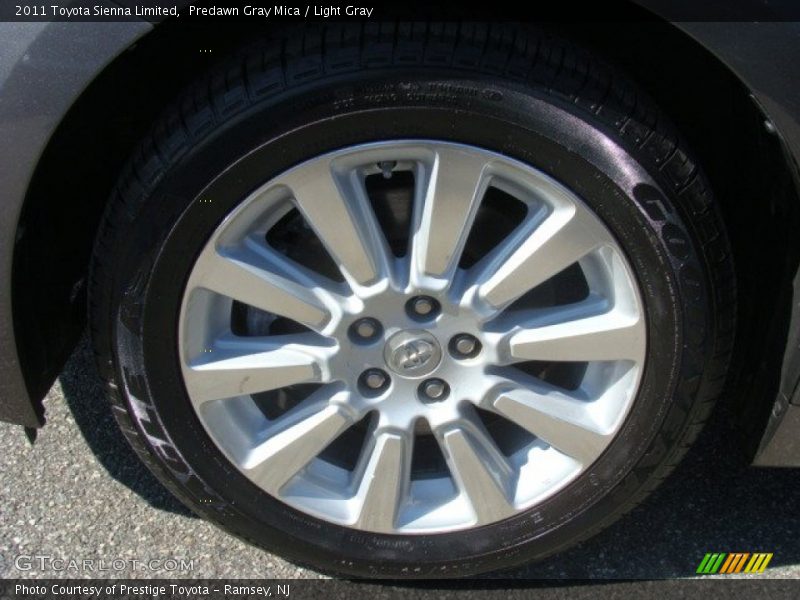 Predawn Gray Mica / Light Gray 2011 Toyota Sienna Limited