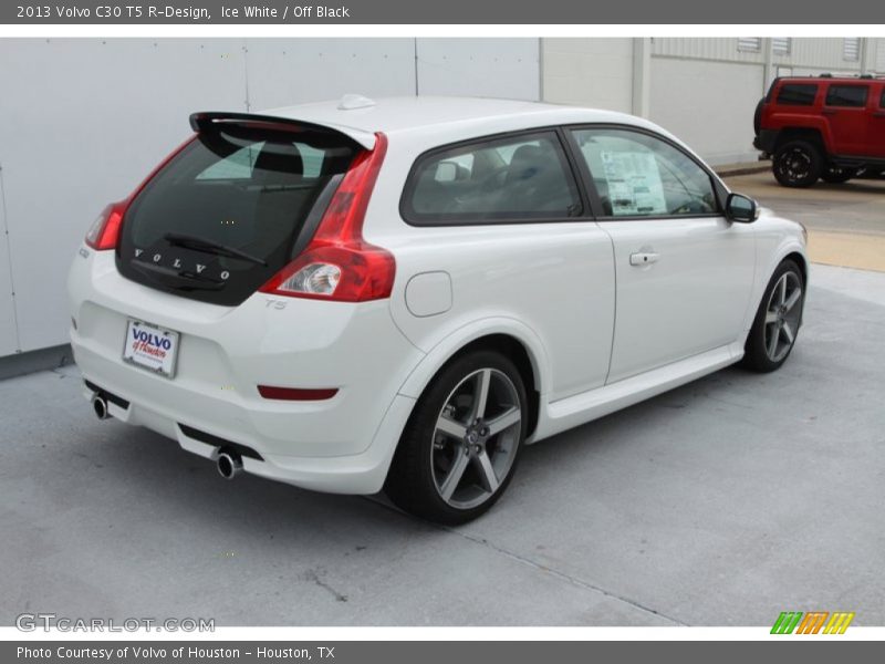 Ice White / Off Black 2013 Volvo C30 T5 R-Design