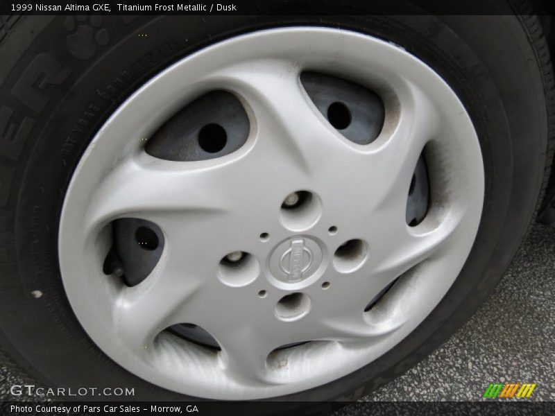 Titanium Frost Metallic / Dusk 1999 Nissan Altima GXE
