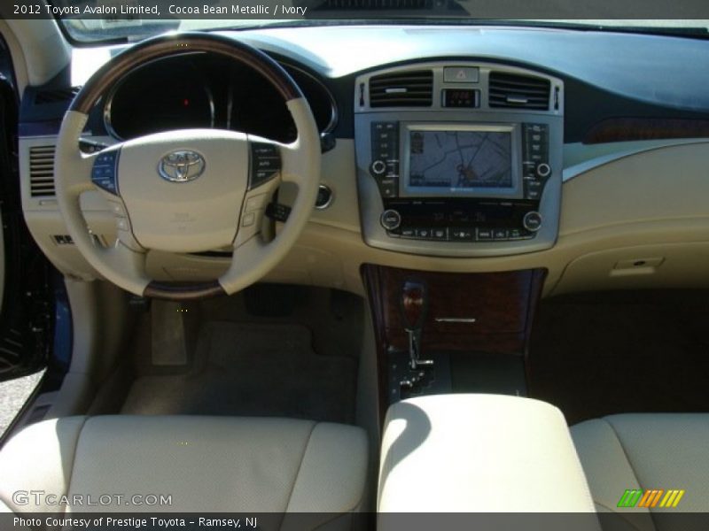 Cocoa Bean Metallic / Ivory 2012 Toyota Avalon Limited