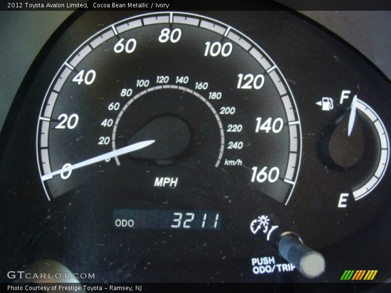 Cocoa Bean Metallic / Ivory 2012 Toyota Avalon Limited