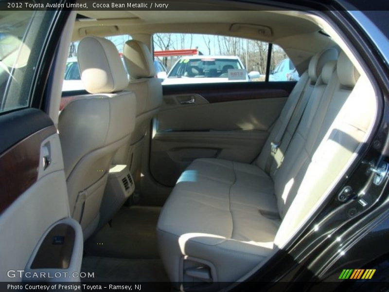 Cocoa Bean Metallic / Ivory 2012 Toyota Avalon Limited