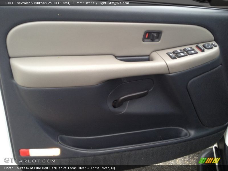 Summit White / Light Gray/Neutral 2001 Chevrolet Suburban 2500 LS 4x4