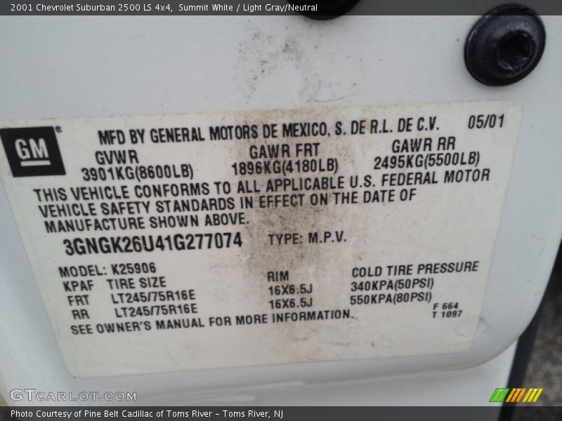 Summit White / Light Gray/Neutral 2001 Chevrolet Suburban 2500 LS 4x4
