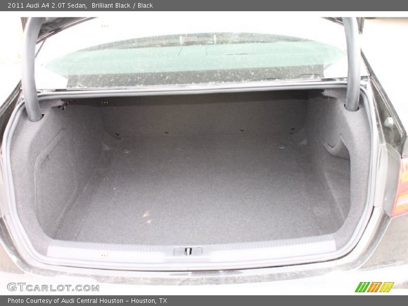 Brilliant Black / Black 2011 Audi A4 2.0T Sedan