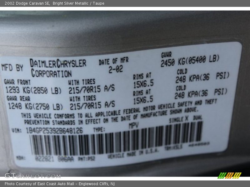 Bright Silver Metallic / Taupe 2002 Dodge Caravan SE