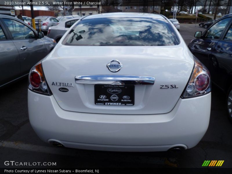 Winter Frost White / Charcoal 2010 Nissan Altima 2.5 SL