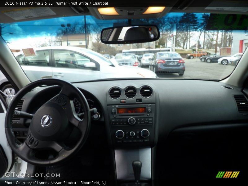 Winter Frost White / Charcoal 2010 Nissan Altima 2.5 SL