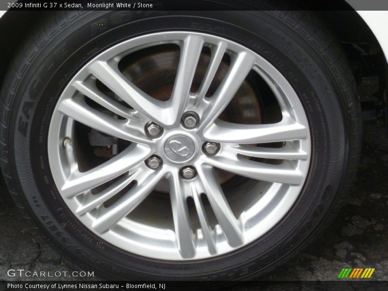 Moonlight White / Stone 2009 Infiniti G 37 x Sedan