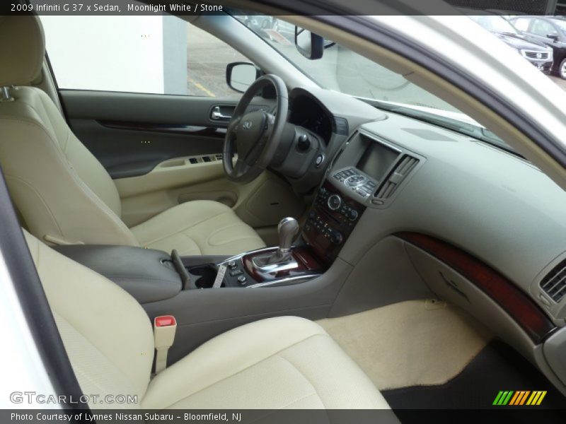 Moonlight White / Stone 2009 Infiniti G 37 x Sedan