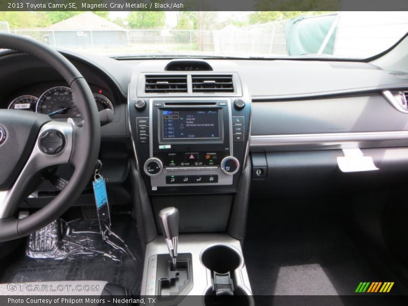 Magnetic Gray Metallic / Black/Ash 2013 Toyota Camry SE