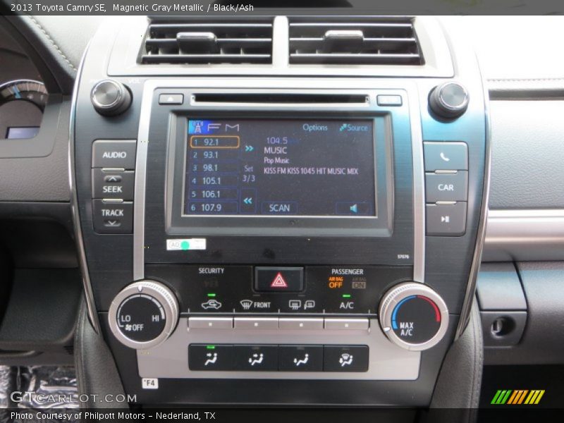 Magnetic Gray Metallic / Black/Ash 2013 Toyota Camry SE