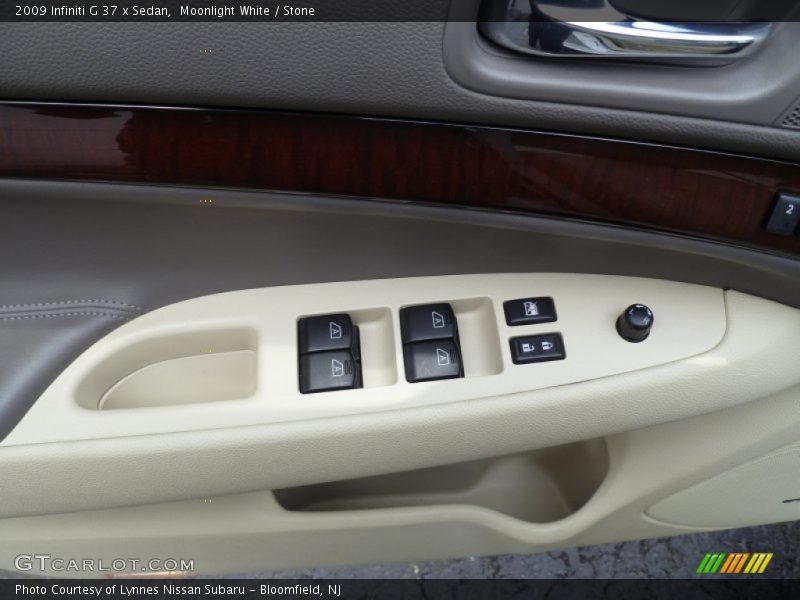 Moonlight White / Stone 2009 Infiniti G 37 x Sedan
