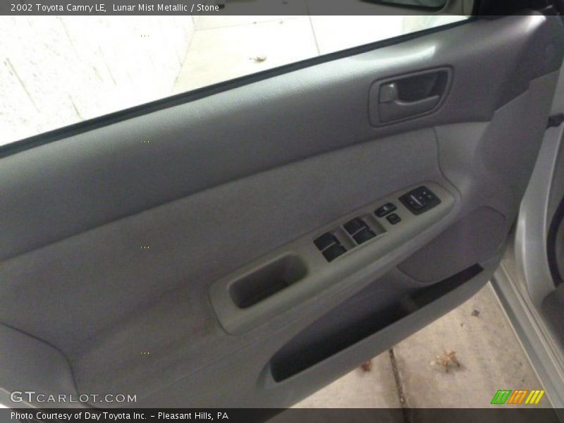 Lunar Mist Metallic / Stone 2002 Toyota Camry LE