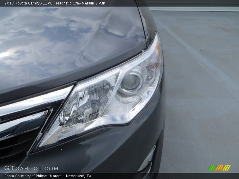 Magnetic Gray Metallic / Ash 2013 Toyota Camry XLE V6