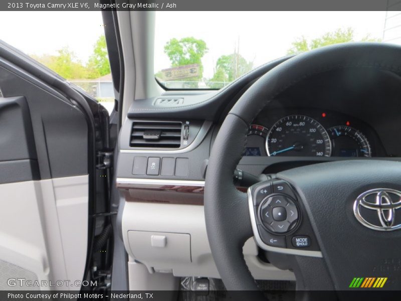 Magnetic Gray Metallic / Ash 2013 Toyota Camry XLE V6