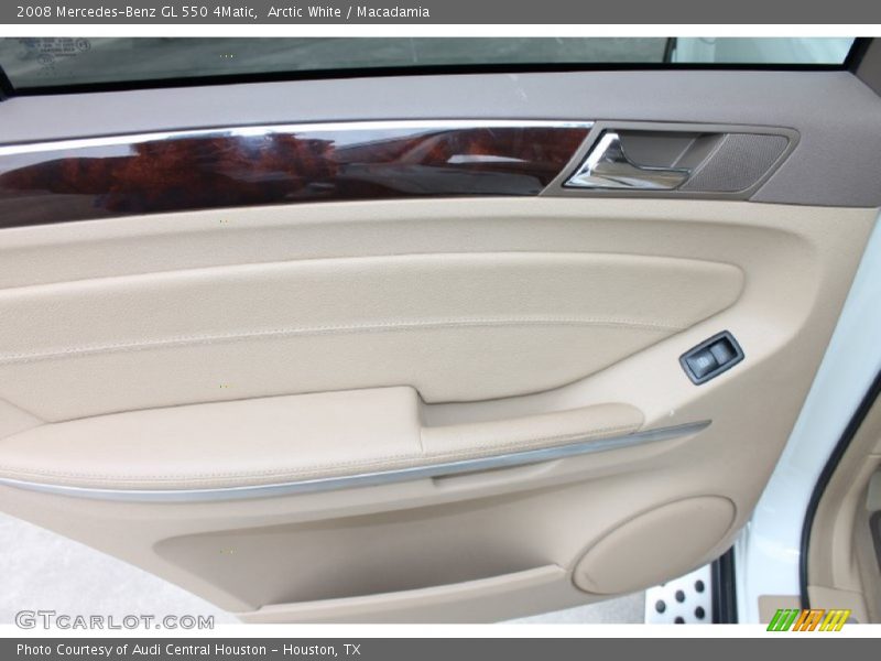 Arctic White / Macadamia 2008 Mercedes-Benz GL 550 4Matic