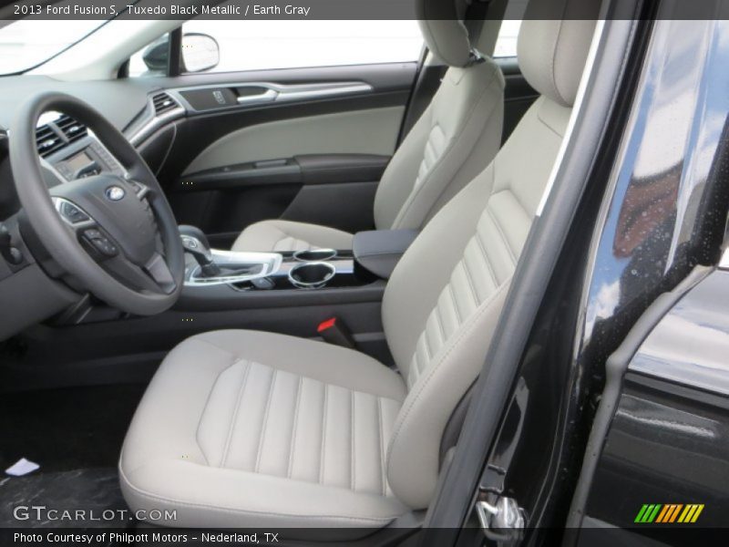 Tuxedo Black Metallic / Earth Gray 2013 Ford Fusion S