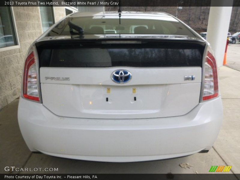 Blizzard White Pearl / Misty Gray 2013 Toyota Prius Two Hybrid